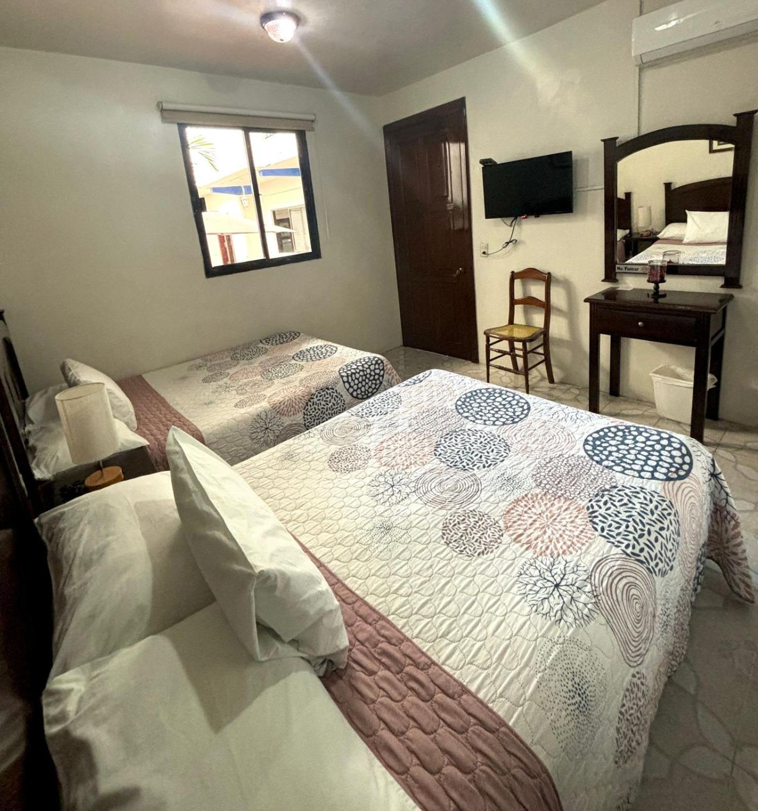 Hotel Casa Blanca 틀라코탈판 외부 사진