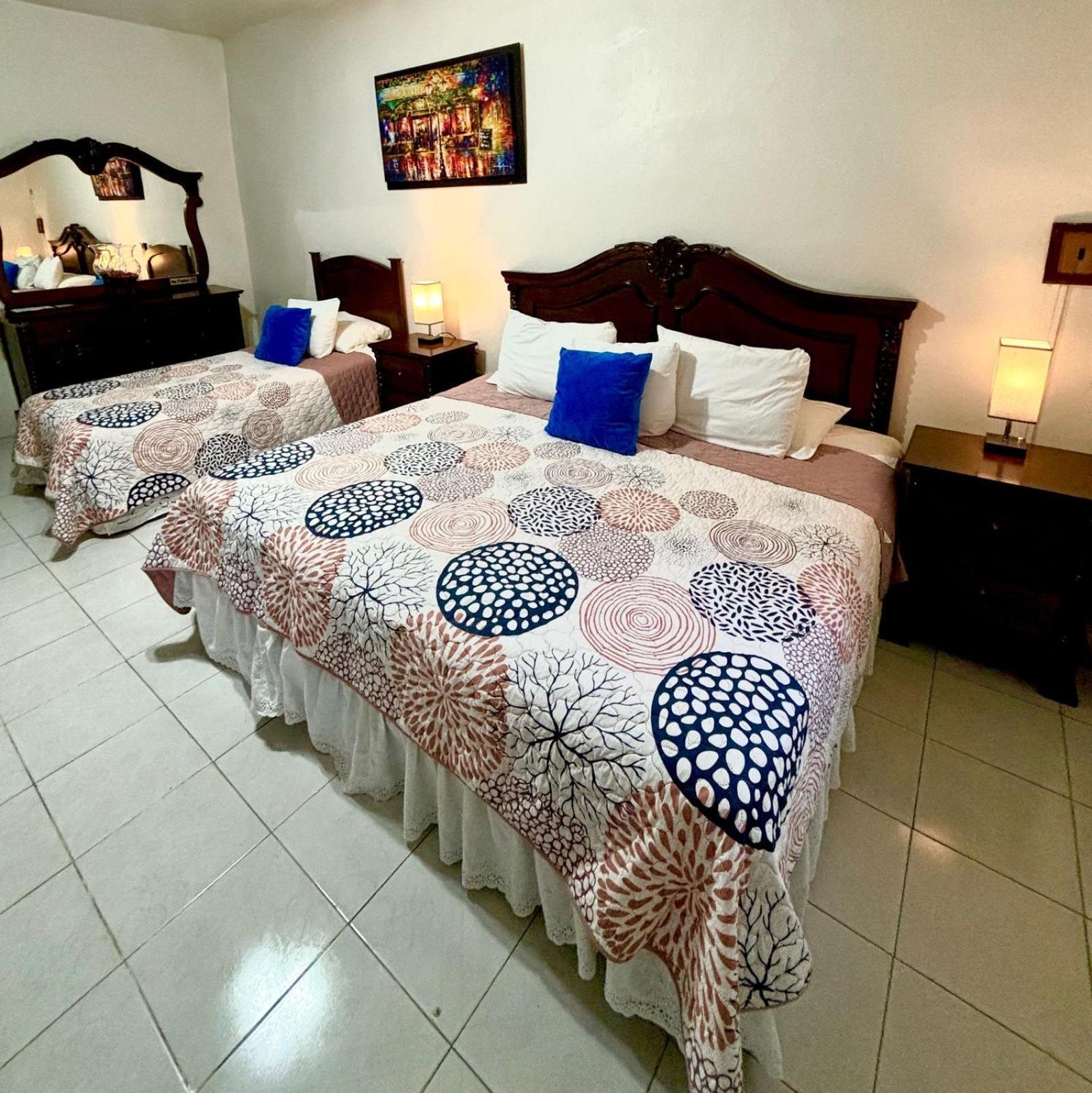Hotel Casa Blanca 틀라코탈판 외부 사진